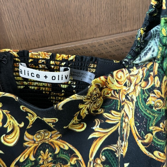 Alice + Olivia Emmou Tiered Mini Dress Sz 4 - Picture 6 of 6